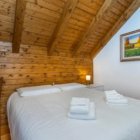 Villa Panoramic House Carnia - Mountain View Apt With Parking And Terraces