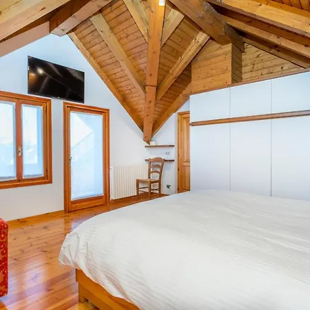 Panoramic House Carnia - Mountain View Apt With Parking And Terraces Villa